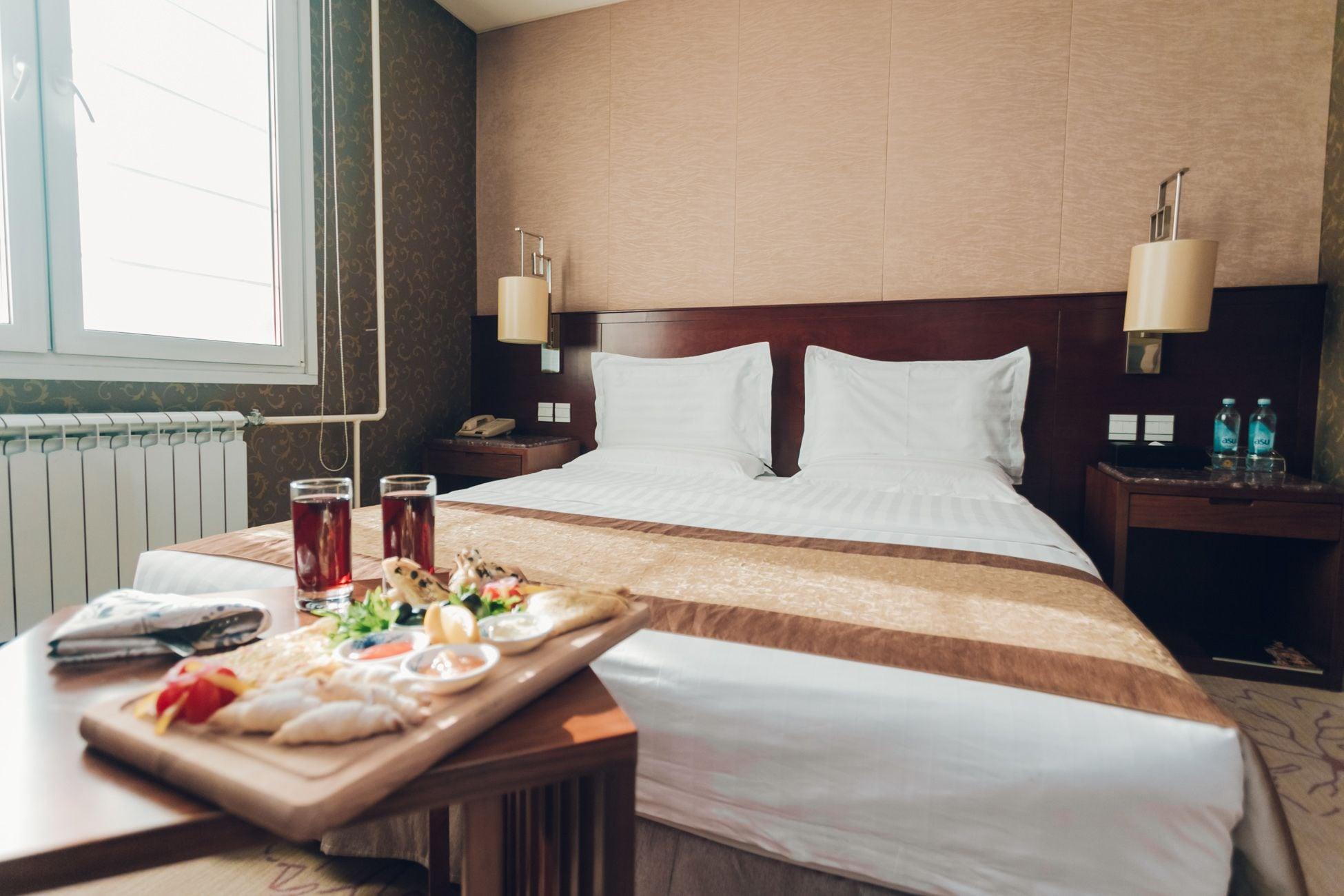 Soluxe Hotel Alma-Ata Buitenkant foto