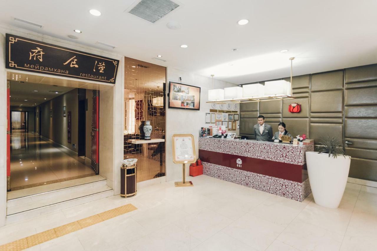 Soluxe Hotel Alma-Ata Buitenkant foto
